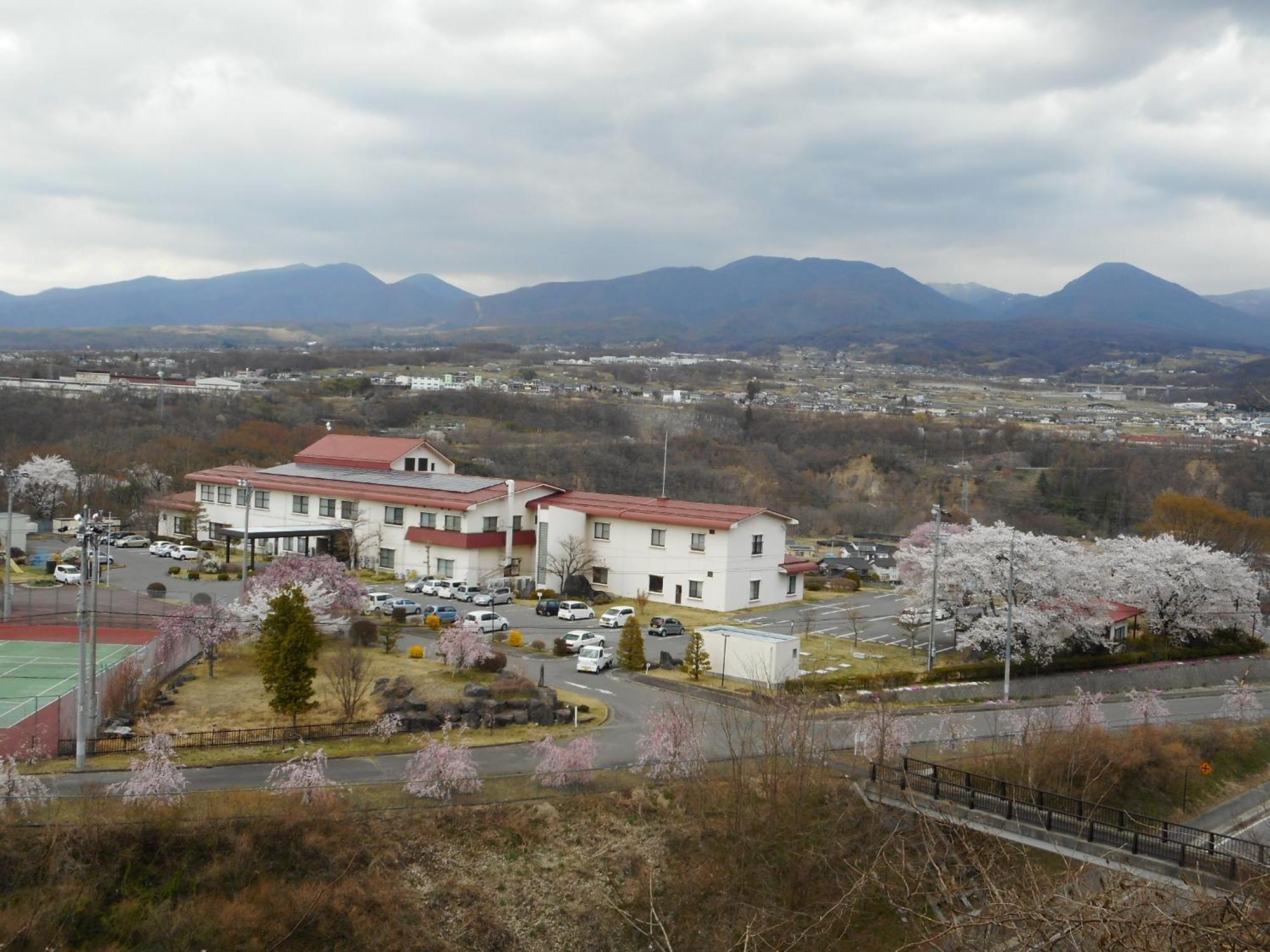 ホテル 布引温泉こもろ 小諸市 エクステリア 写真