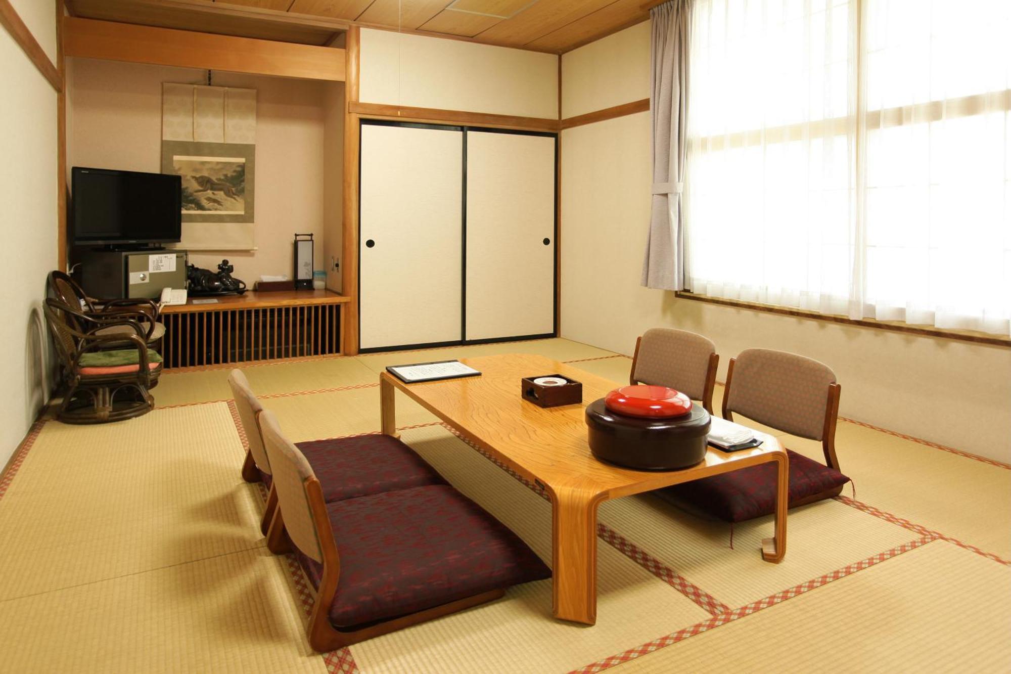 ホテル 布引温泉こもろ 小諸市 エクステリア 写真