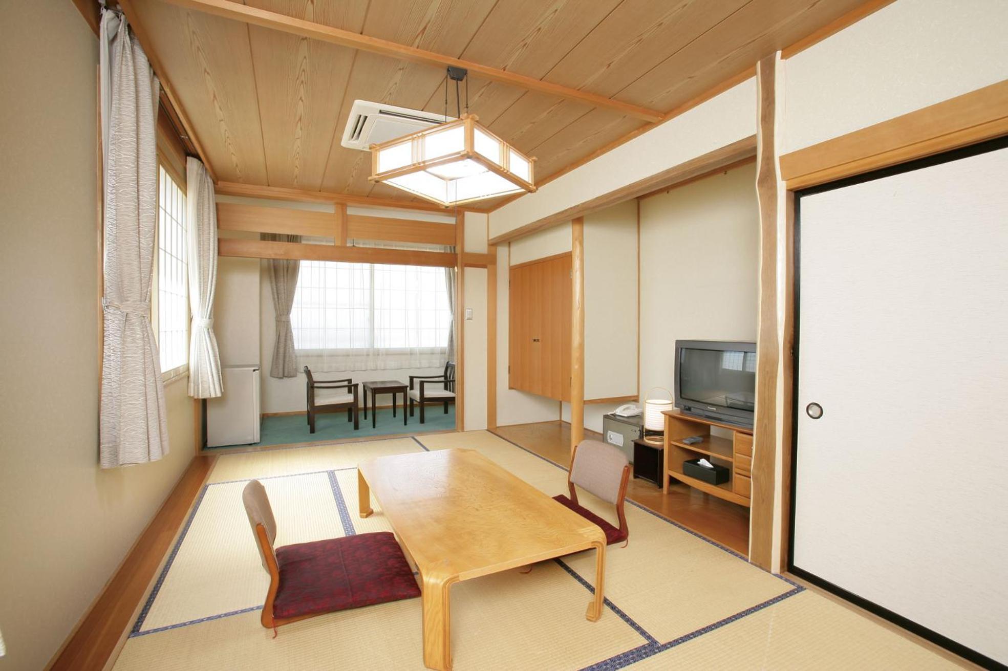 ホテル 布引温泉こもろ 小諸市 エクステリア 写真