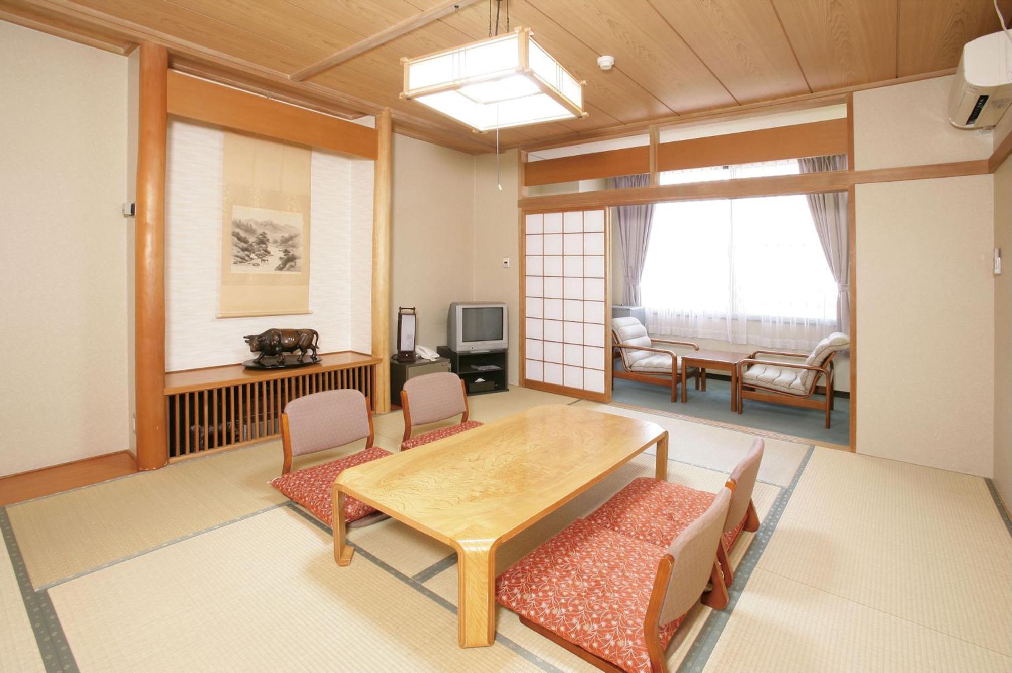 ホテル 布引温泉こもろ 小諸市 エクステリア 写真